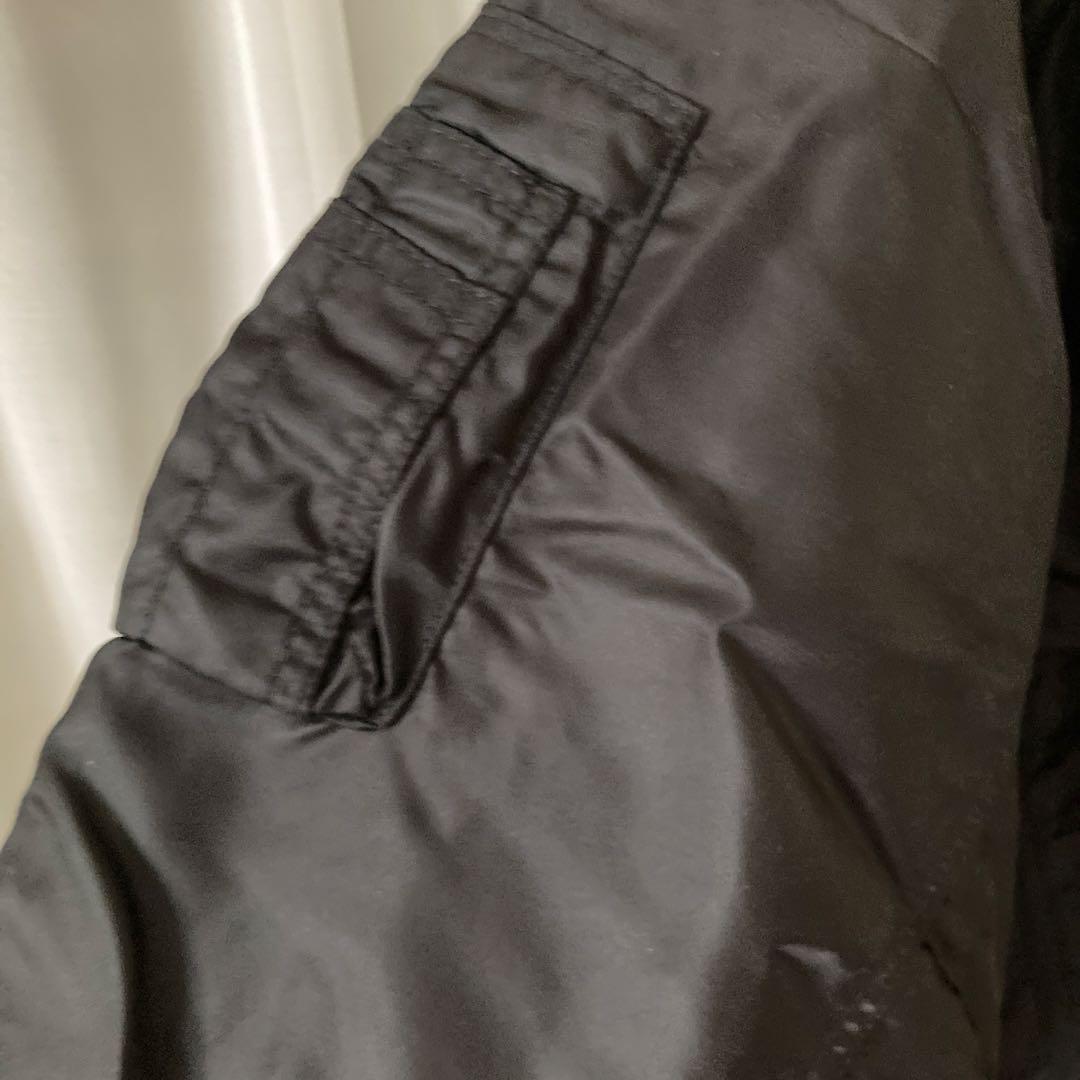 MA-1フライトジャケット 赤い星刺繍