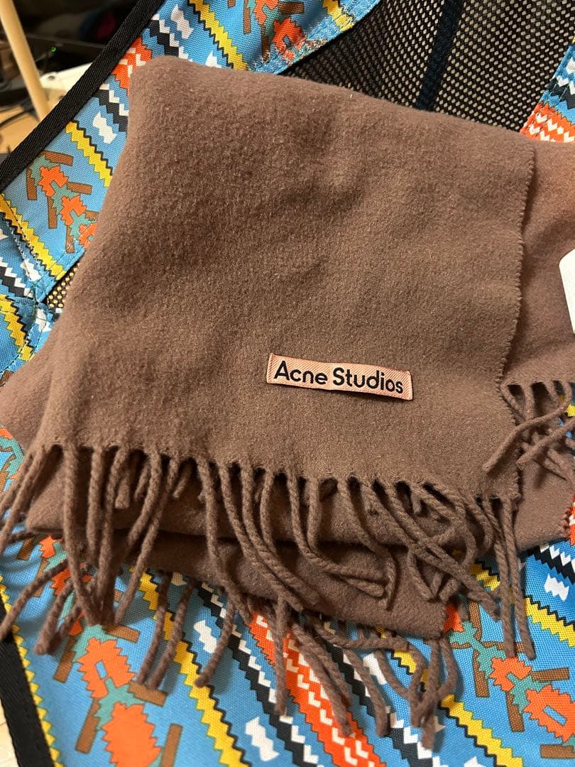 Acne Studios ブラウンウールマフラー 200 x 45 cm - メルカリ