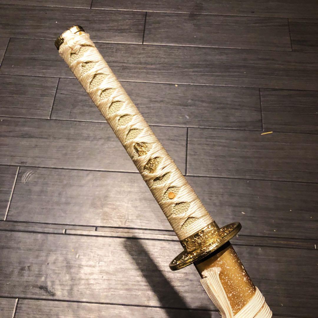 高級模造刀　白金拵え　太刀　本格模造刀