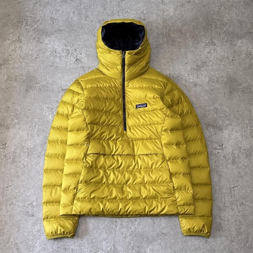 未使用級 パタゴニア ダウンセーターフーディ プルオーバー S TXTG