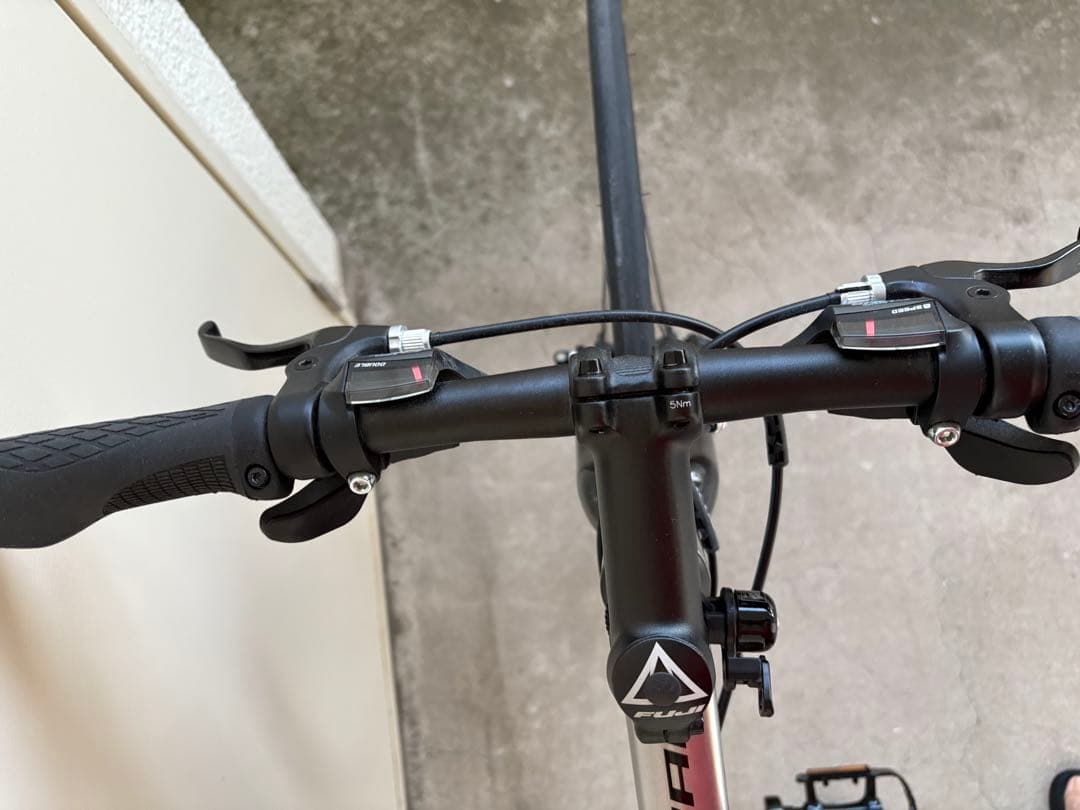 Fujit MADCAP クロスバイク 700C