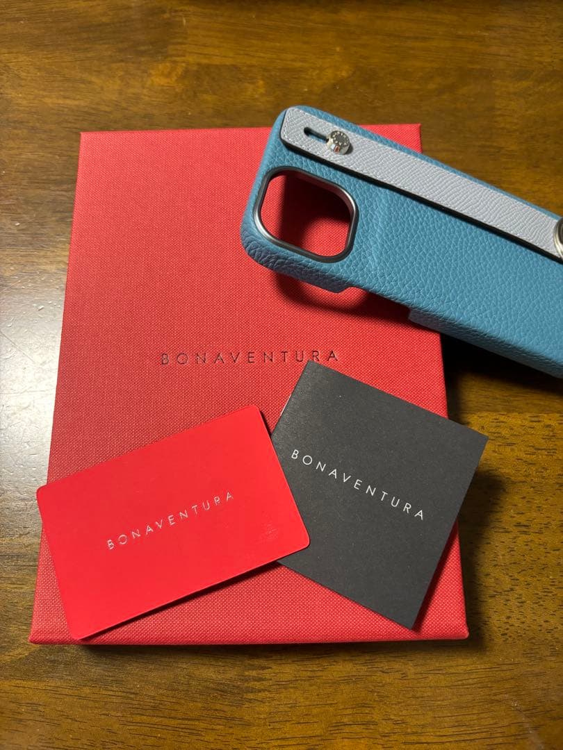 BONAVENTURA iPhone15ハンドル付きケース