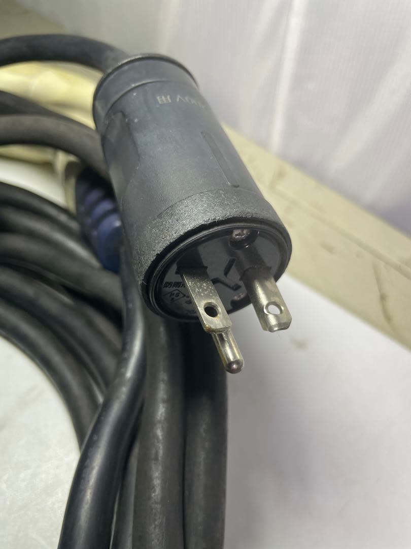 日産　リーフ　充電ケーブル　3NA1A