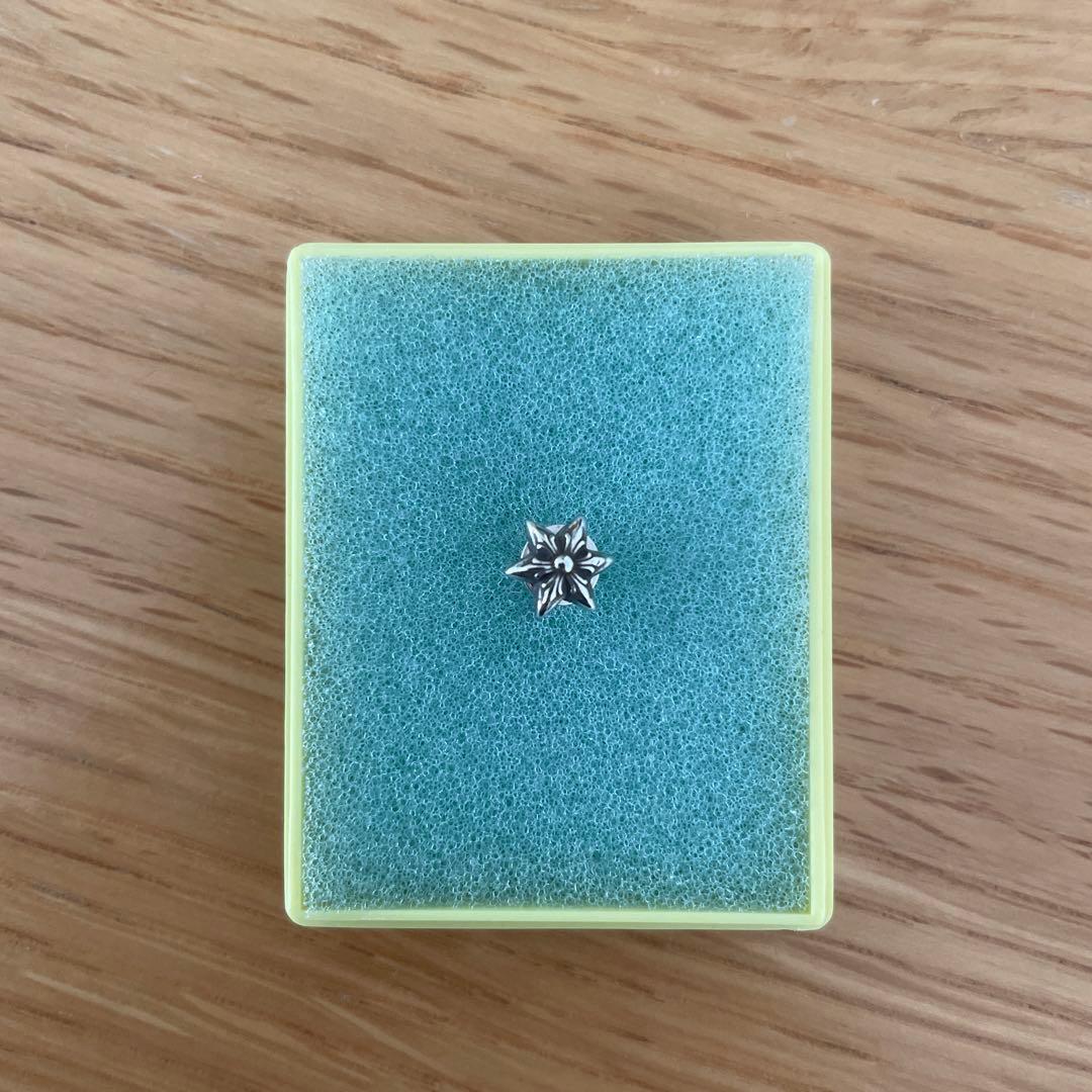 CHROME HEARTS 星形シルバーピアス
