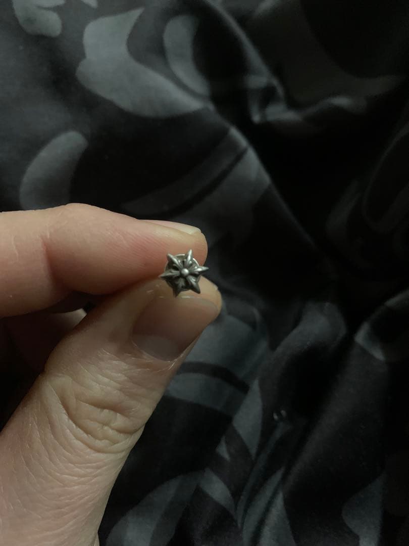 クロムハーツ　スタースタッド　ピアス　シルバー