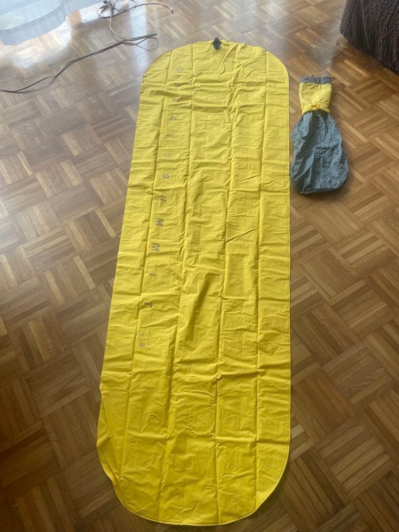 シートゥーサミット　エアマット　マミー型