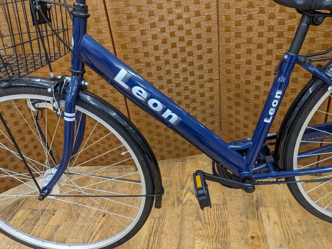 U053 普通自転車　27インチ 6段変速 LEDオートライト