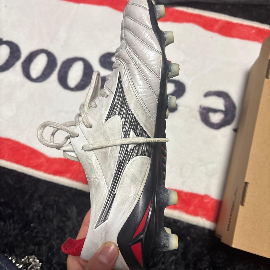 Mizuno Morelia ホワイトスパイク