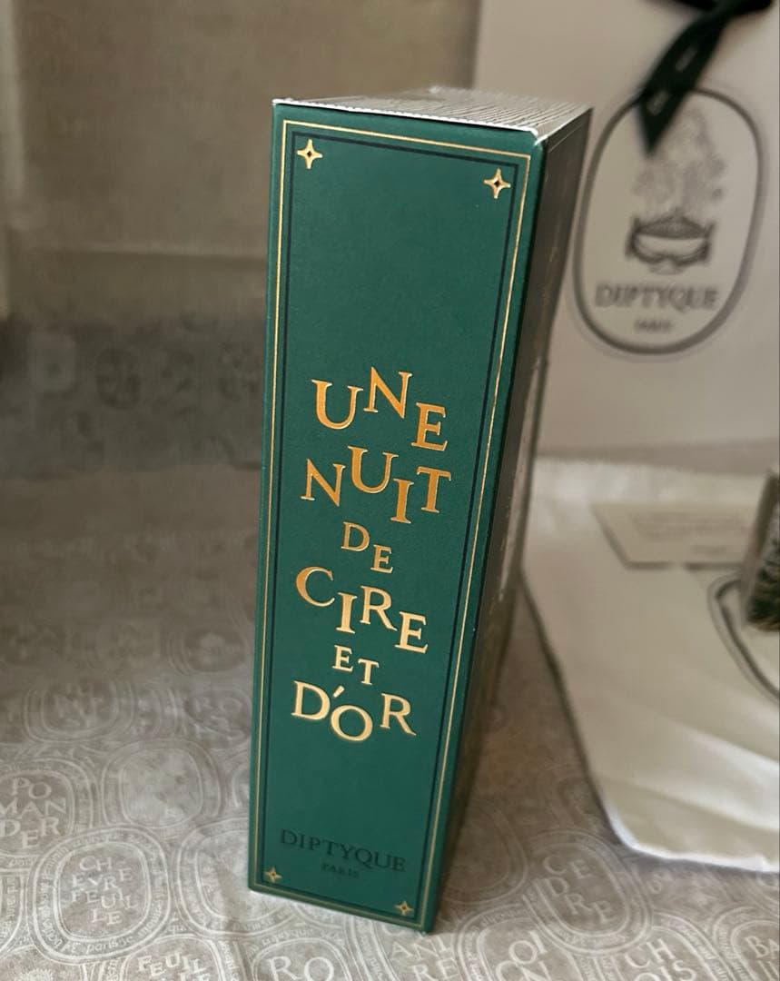 diptyque サプライズブック　ミニキャンドル付き