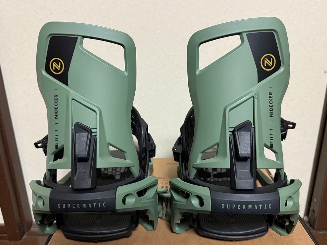 24-25モデル Nidecker Supermatic L グリーン保証書付き