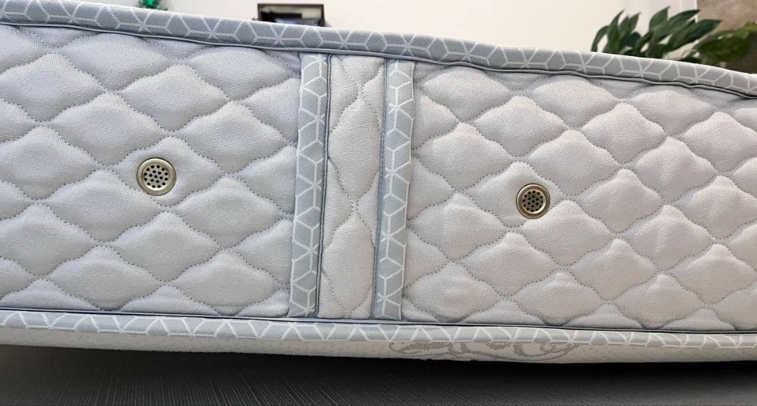 日本ベッド　シルキーシフォン　マットレス（シングル）美品