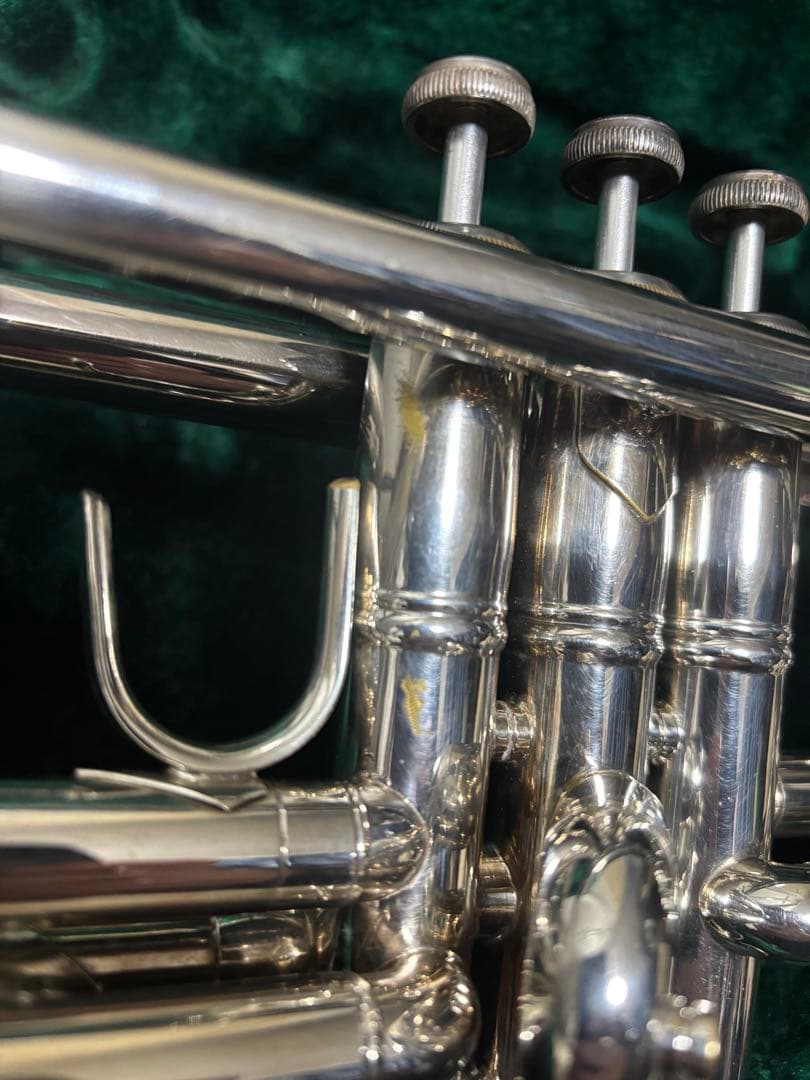 Bach 180ML37SP Stradivarius バック　トランペット