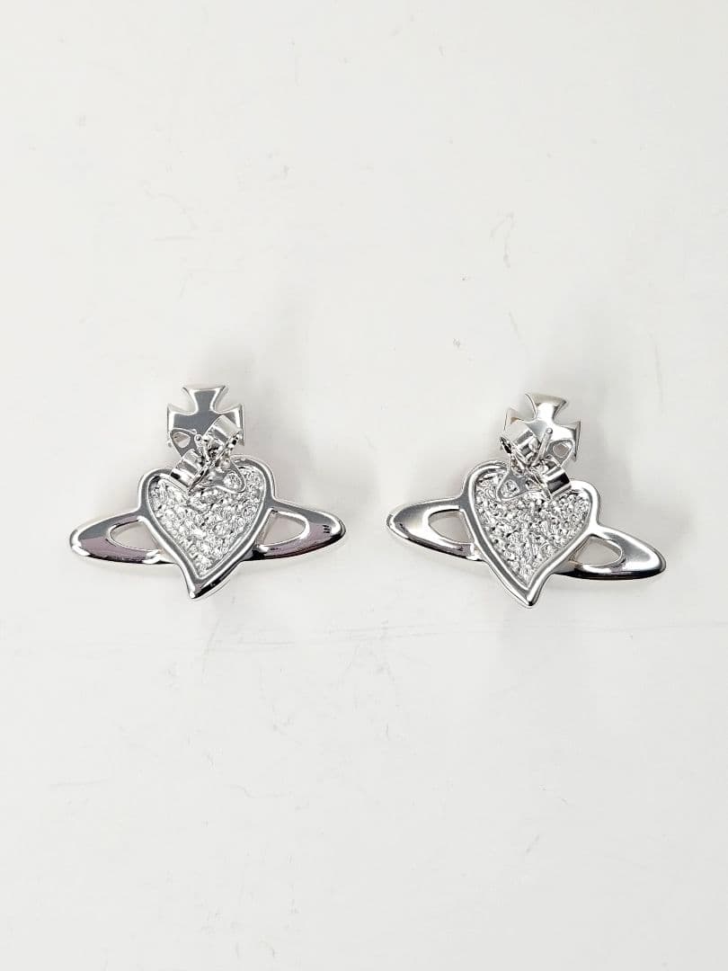 VIVIENNE WESTWOOD ディアマンテハートオーブピアス(両耳)