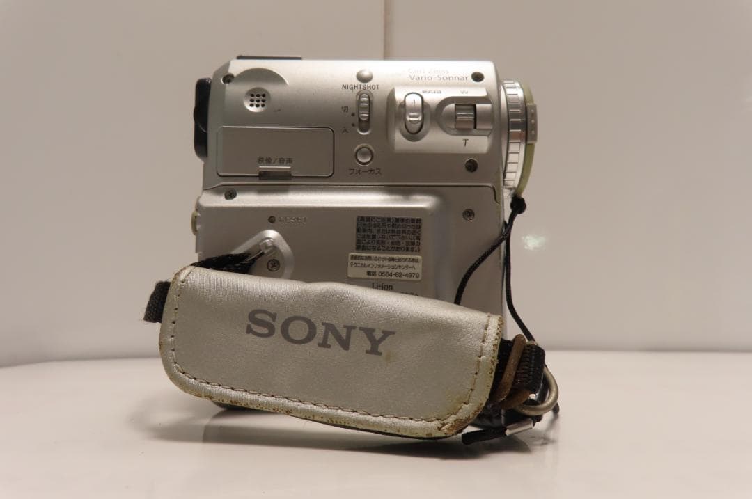動作品Mini DV　ソニー　デジタルビデオカメラ　SONY DCR-PC105