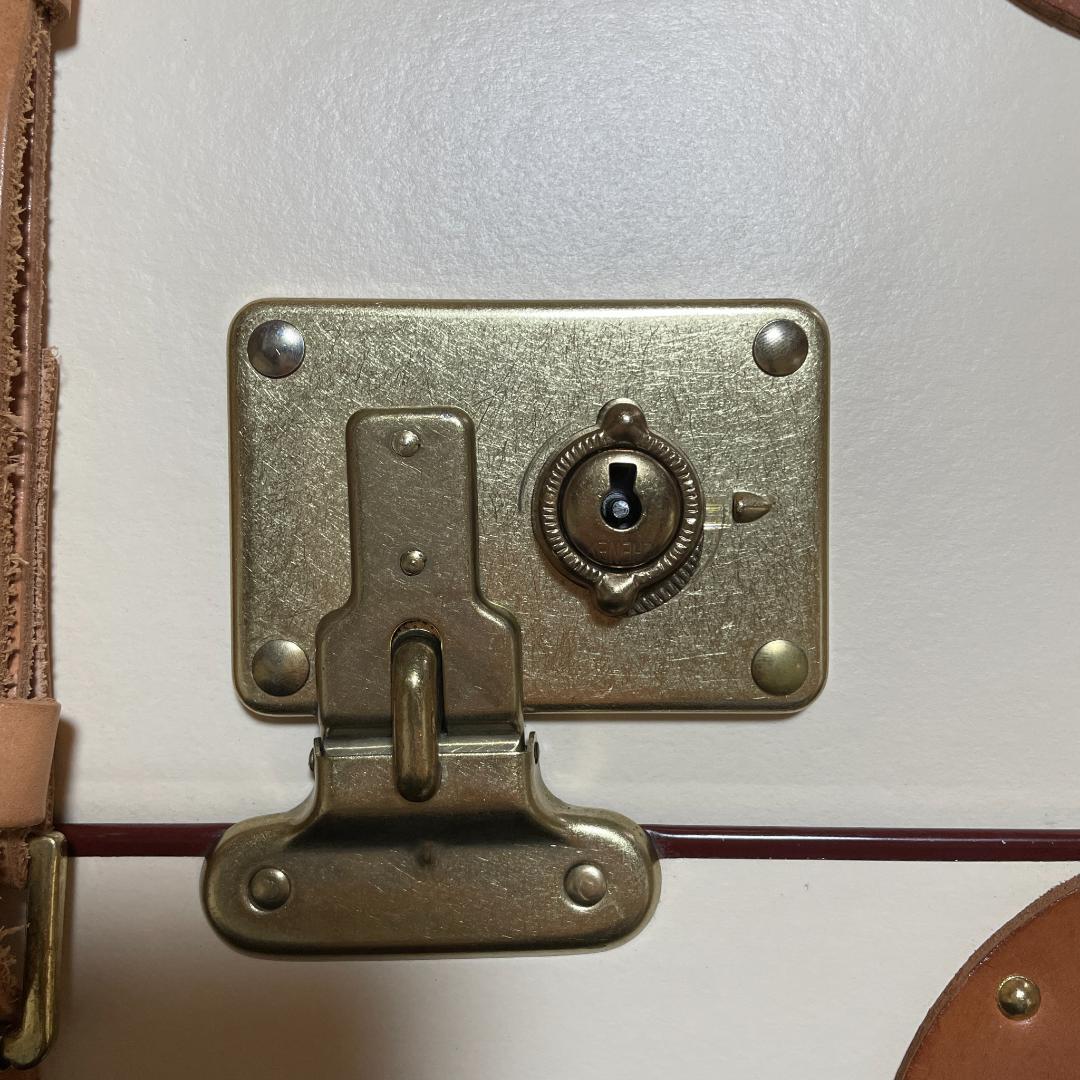 良品 GLOBE TROTTER キャリーケース サファリ ミディアム 55L