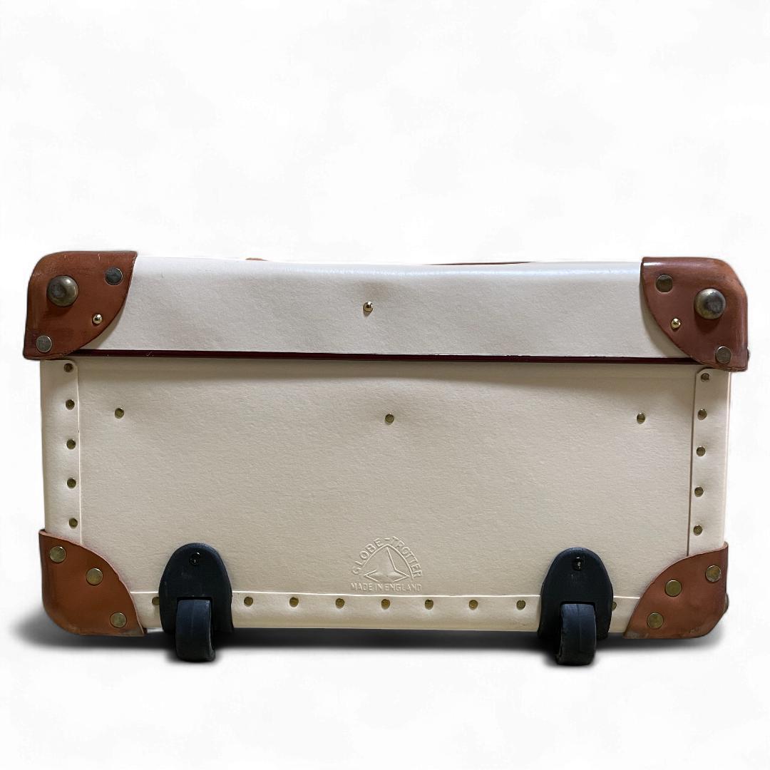 良品 GLOBE TROTTER キャリーケース サファリ ミディアム 55L