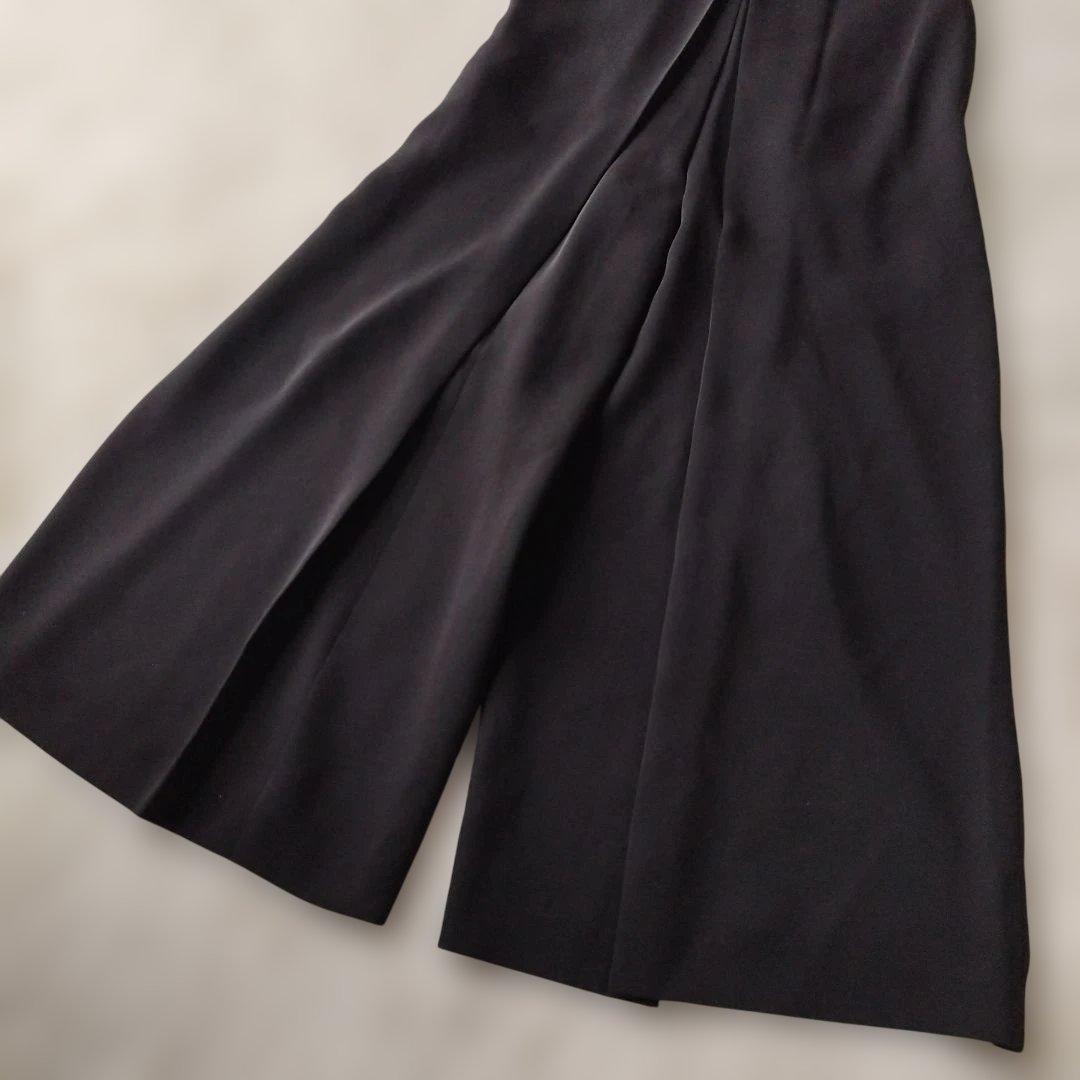 25年♡新品✨ルルウィルビー サテンオールインワン 完売品 ブラック 2