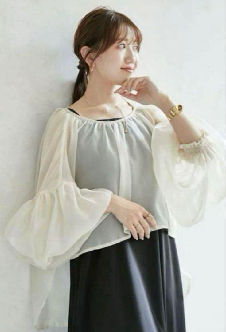 Thevon yuna企画 ギャザーブラウス キャミワンピース 2点セッ