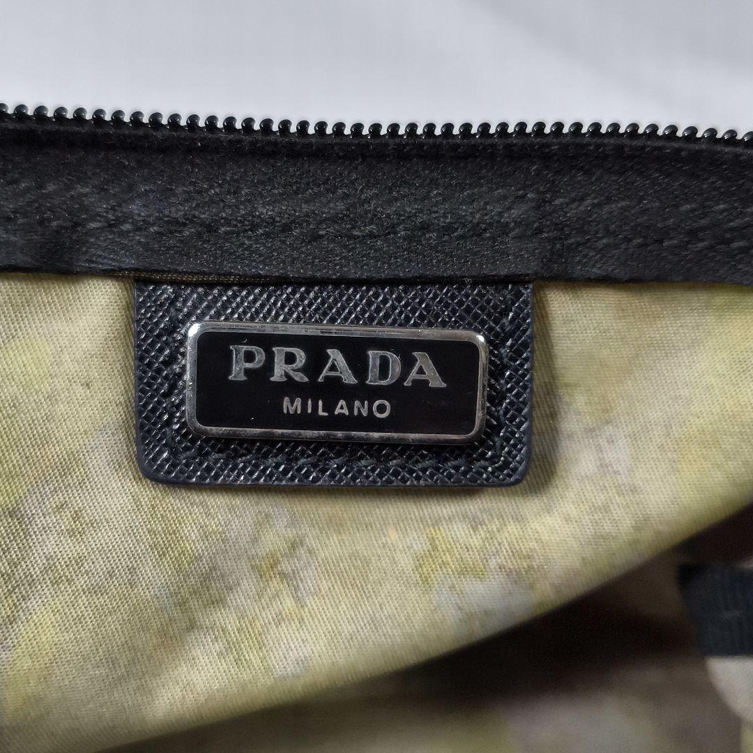 PRADA　プラダ　テスートカモフラ　三角ロゴプレート　ポーチ　白タグあり