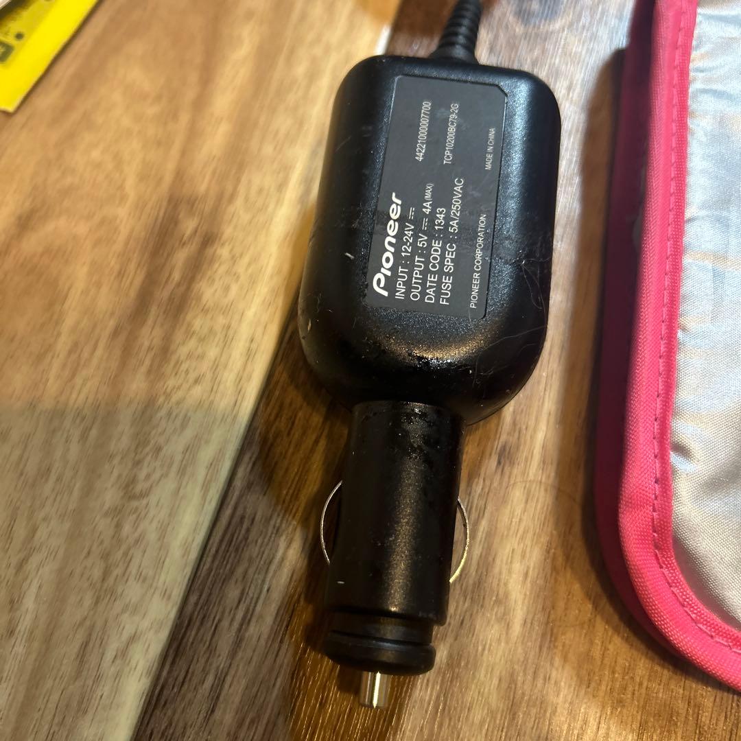 Pioneer AVIC-MRP099カーナビ 本体と付属品液晶モニター