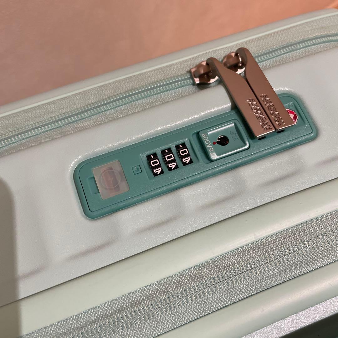 アメリカンツーリスター フロンテックスピナー 38L/43L 小型キャリーケース