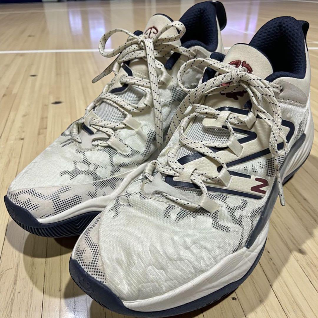 【美品】twowxy v3 BB2WYVH3 2E 26cm ニューバランス