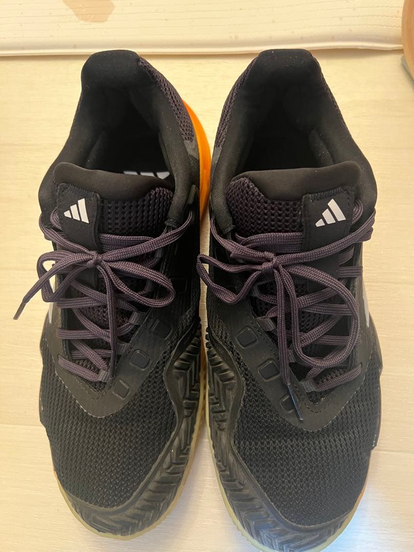 adidas バリケード オーロラブラック　27.0