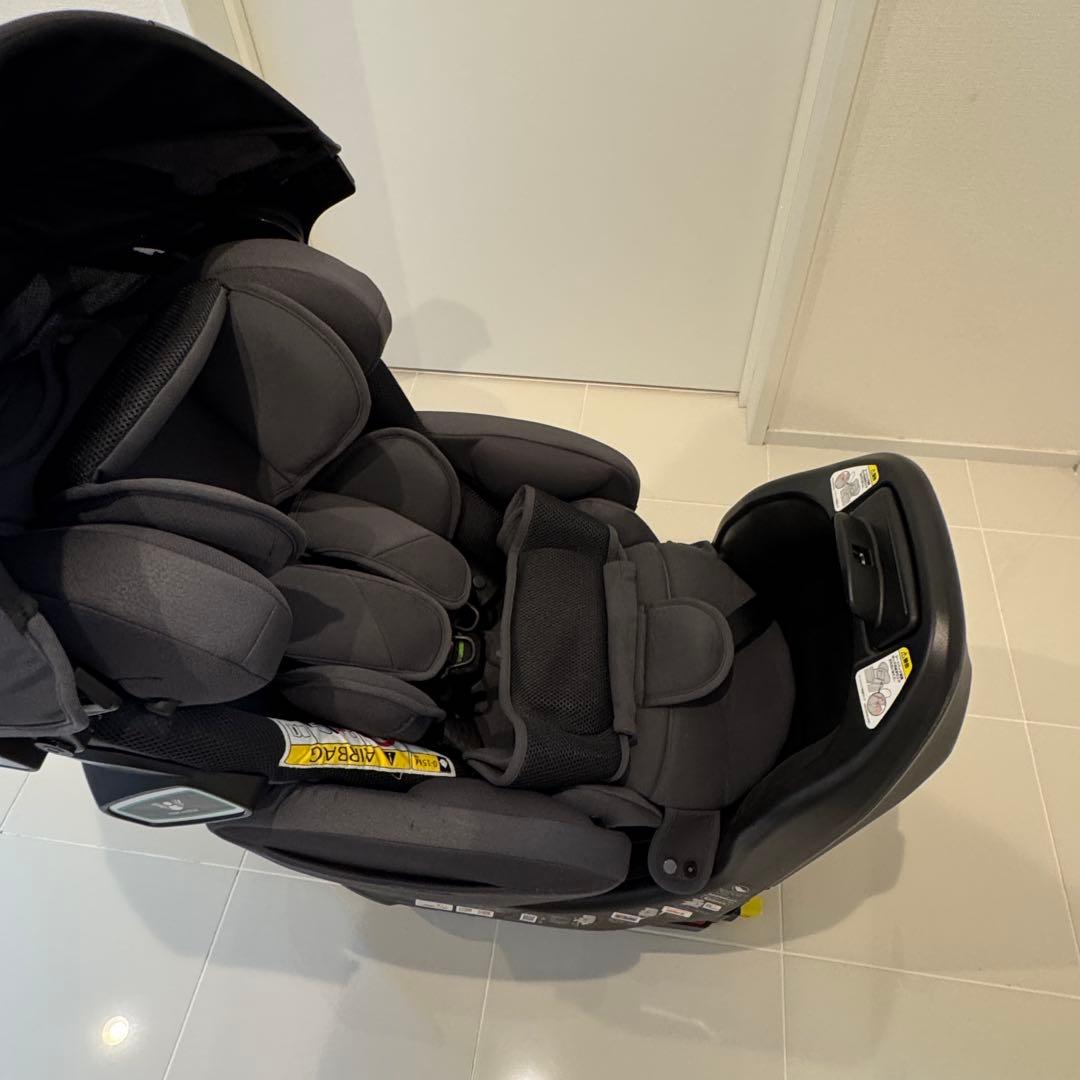 美品　Aprica フラディアグロウ ISOFIX プレミアム