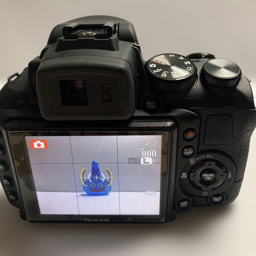 FUJIFILM FinePix HS30EXR 中古