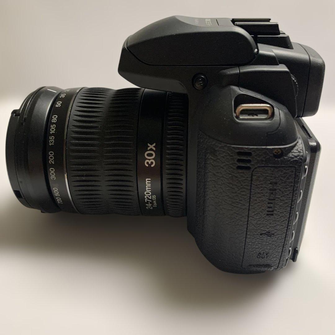 FUJIFILM FinePix HS30EXR 中古