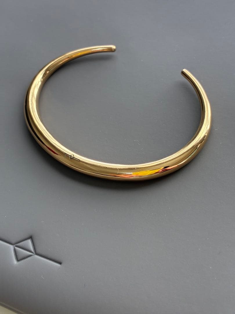 MOMO　　gabriela artigas tusk cuff