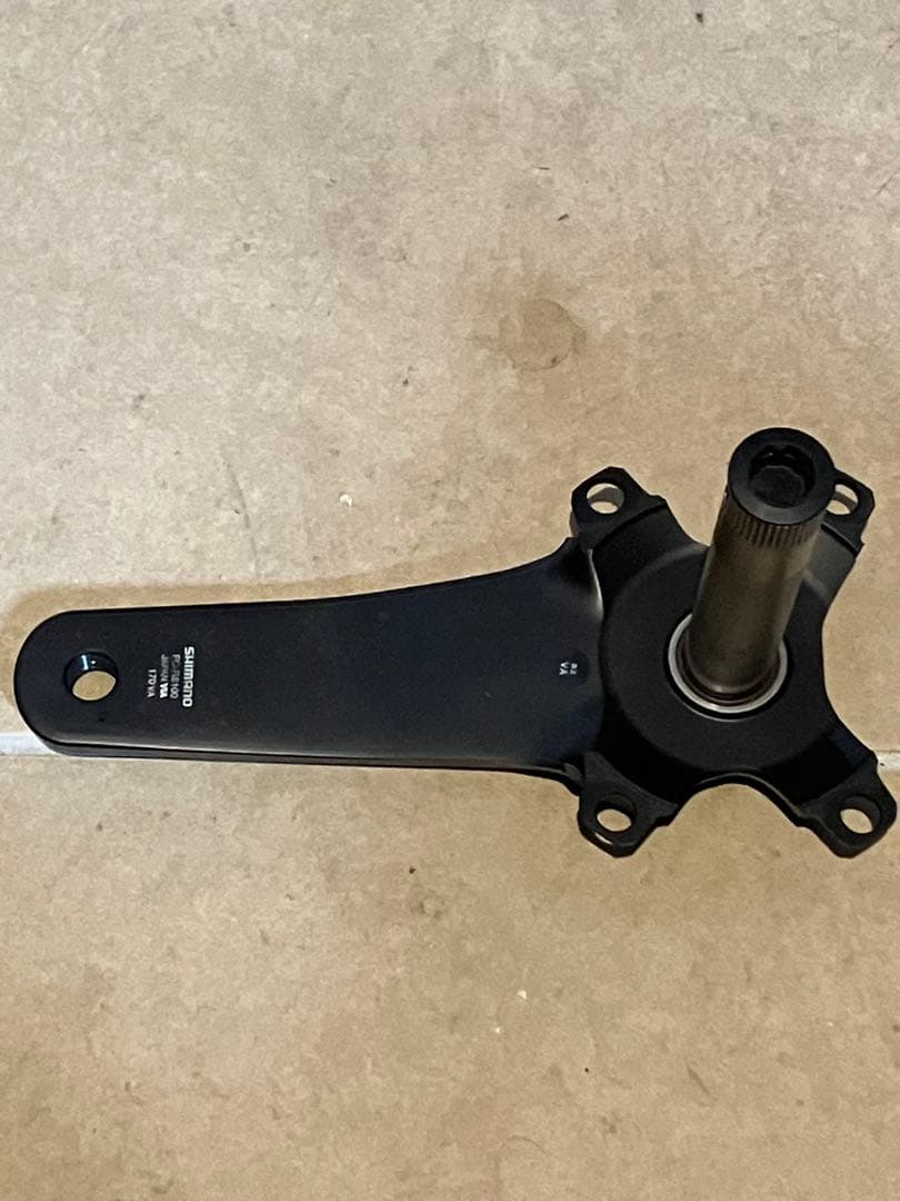 R8100 4iiiパワーメーター