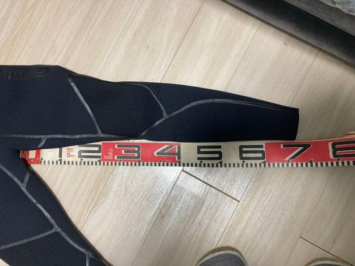 値下げ５mm／3mm.セミドライ、フード付き