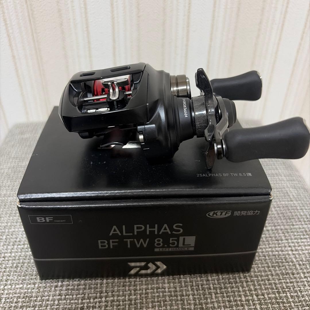 DAIWA 25'ALPHAS BF TW 8.5L ベイトリール