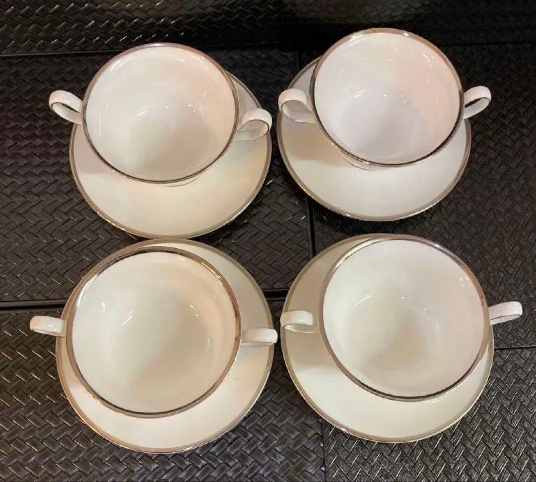 ウエッジウッド 黒壺 スープカップ 4個セット 白地 シルバーライン