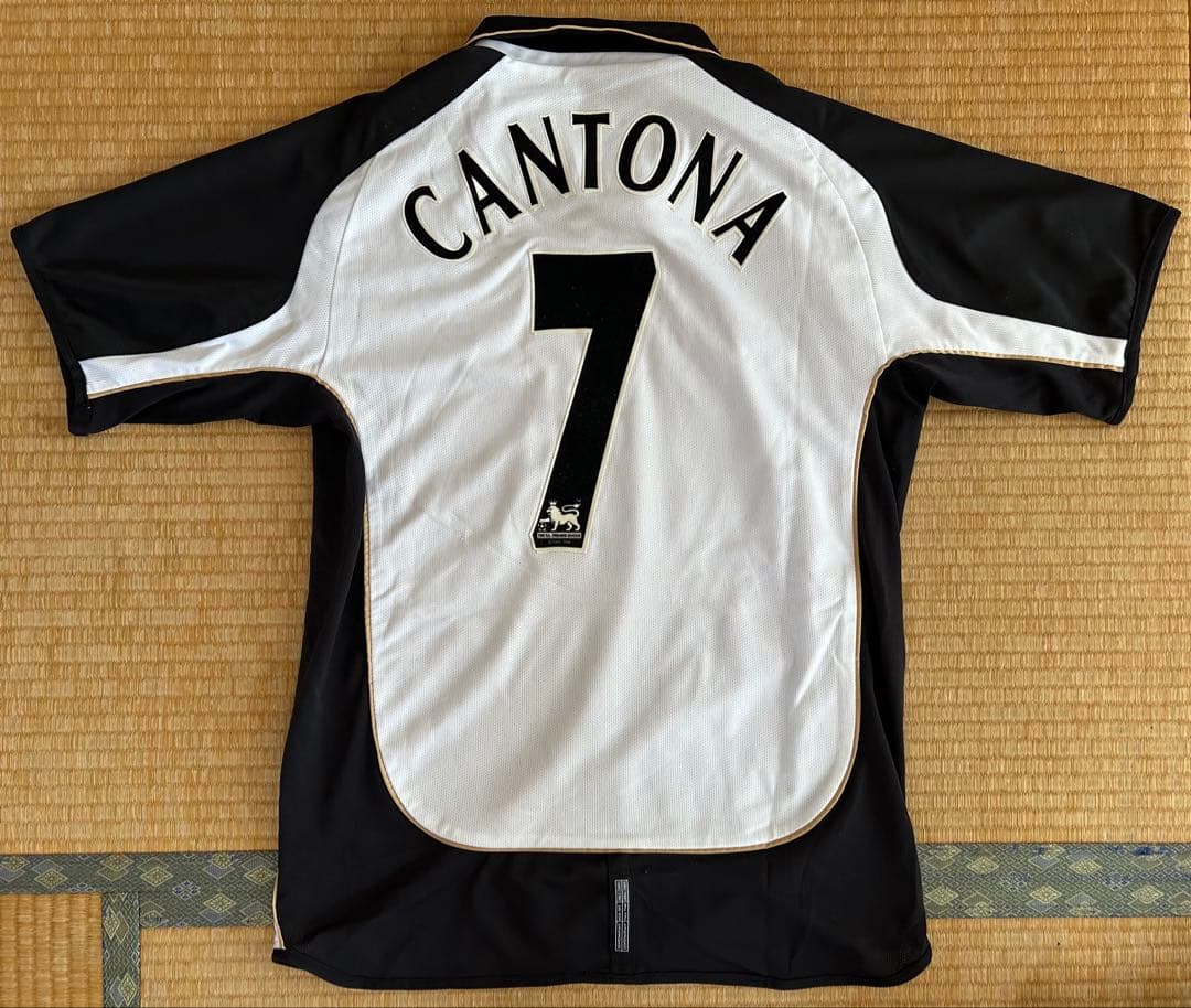 公式　100周年記念ユニフォーム　マンチェスターユナイテッド　カントナ