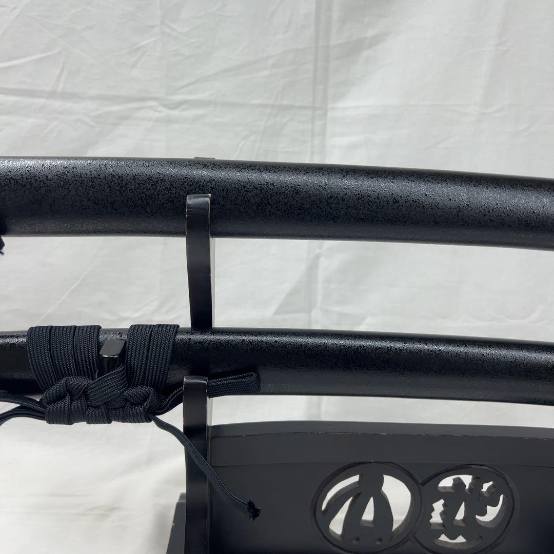 【模造刀】二本差し 太刀 脇差 鶴 鍔 黒鞘 日本刀