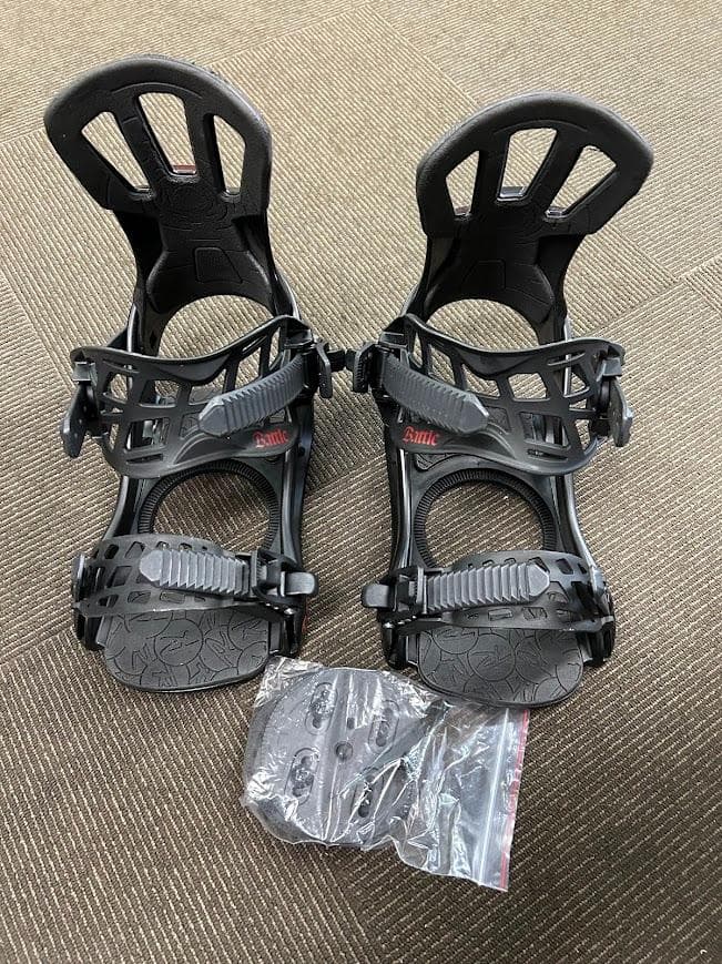 スノーボードバインディング8個セット　激安
