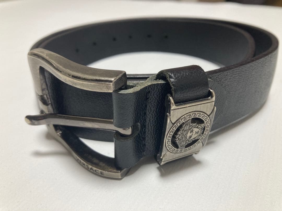 ヴェルサーチ メデューサ ベルトバックル シルバー ブラック ベルト幅約37mm