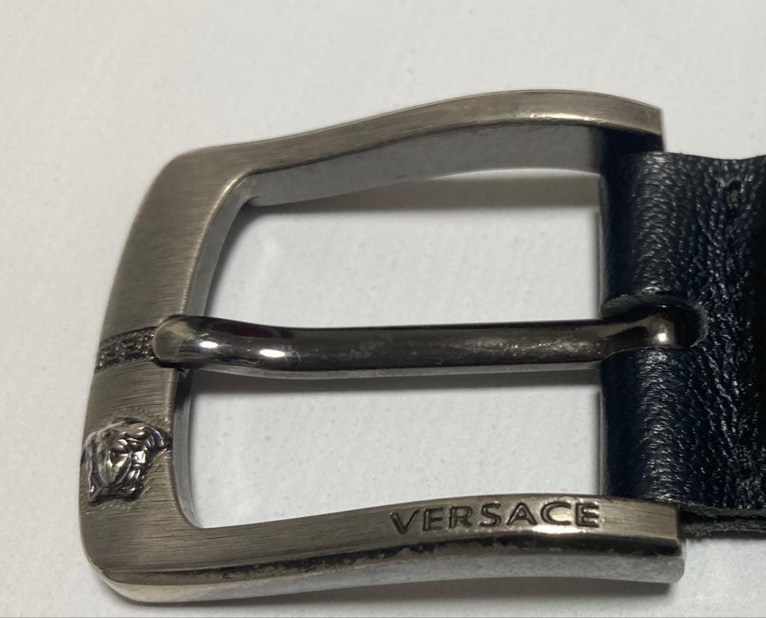 ヴェルサーチ メデューサ ベルトバックル シルバー ブラック ベルト幅約37mm