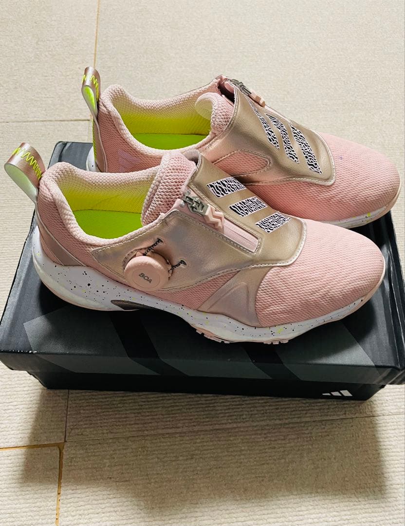 アディダスコードカオス25ボアNKZ95　IG8752 レディース24cm