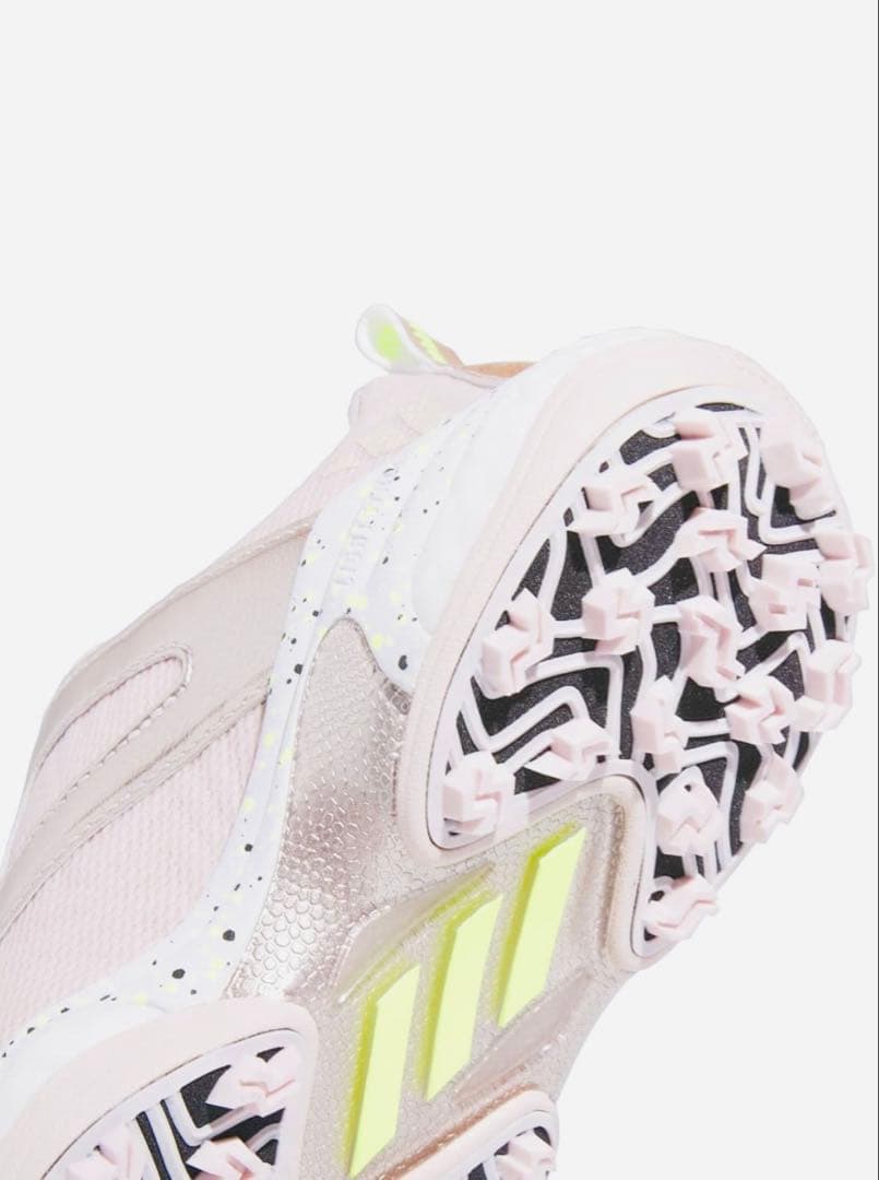 アディダスコードカオス25ボアNKZ95　IG8752 レディース24cm