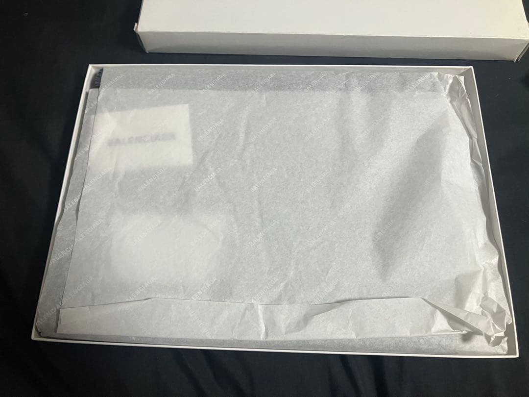 BALENCIAGA バレンシアガ　マフラー　ストール　未使用品