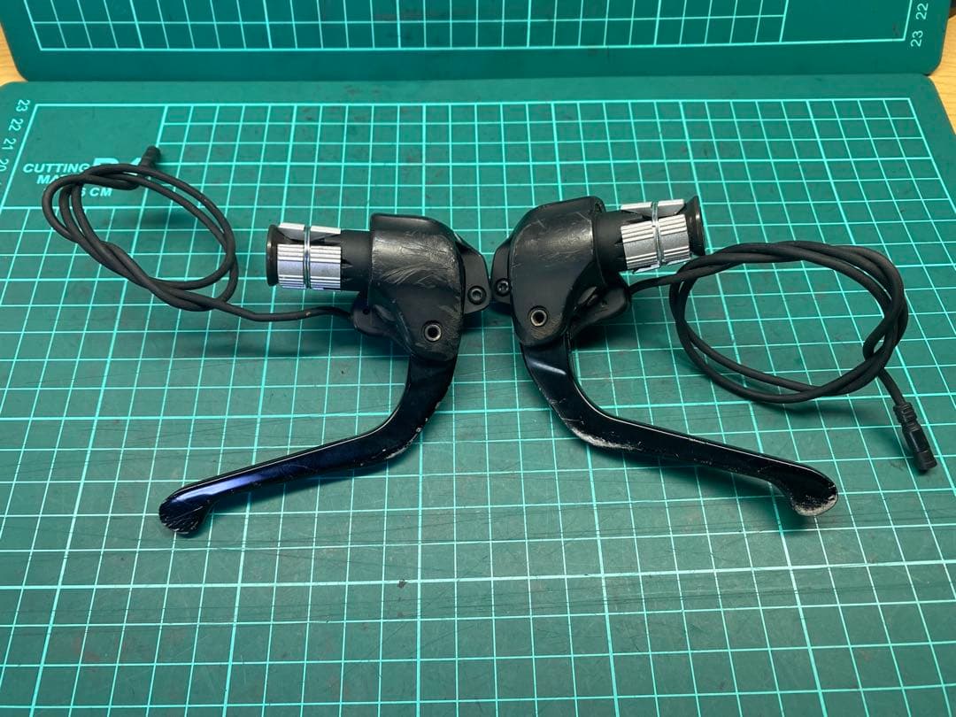 シマノ ST-6871 アルテグラ Di2 ブレーキレバー