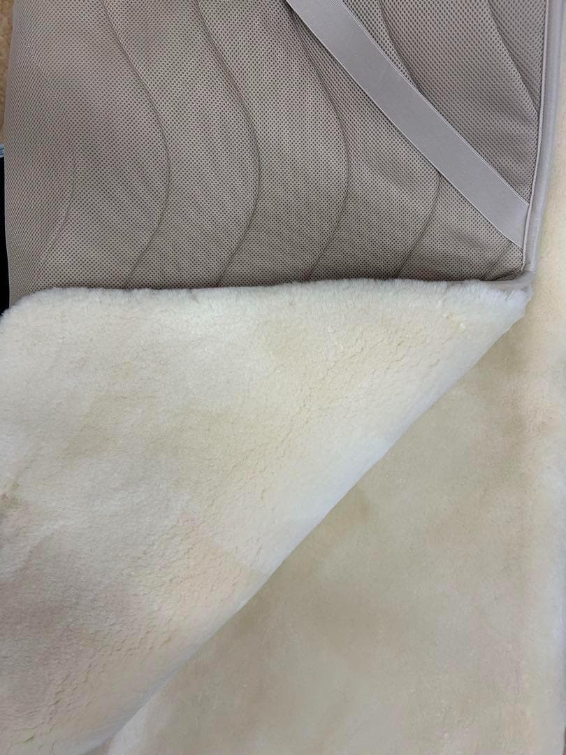 完全閉店！1枚限り！西川ムートン敷パッド（オーストラリア羊毛皮100%）ベージュ