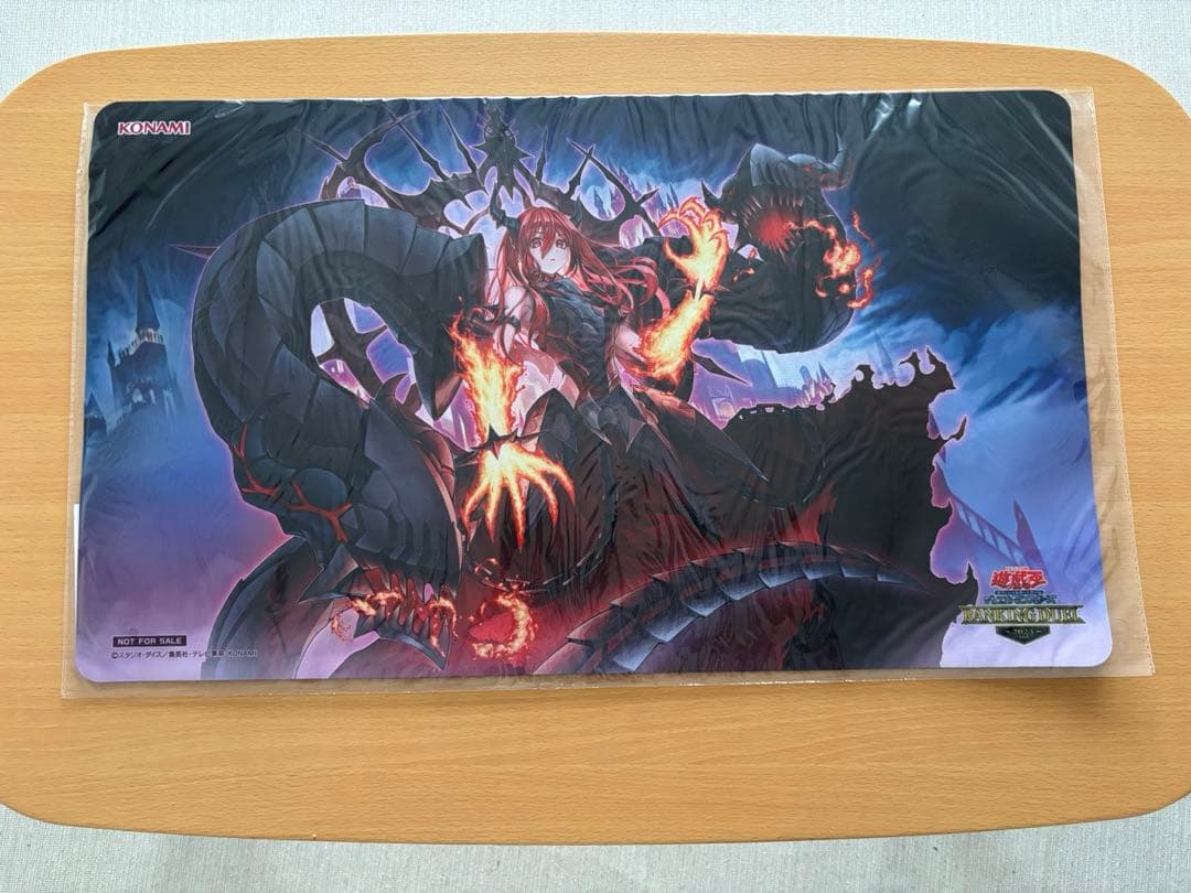 新品未開封 賜炎の咎姫 プレイマット ランキングデュエル 遊戯王 賜炎の