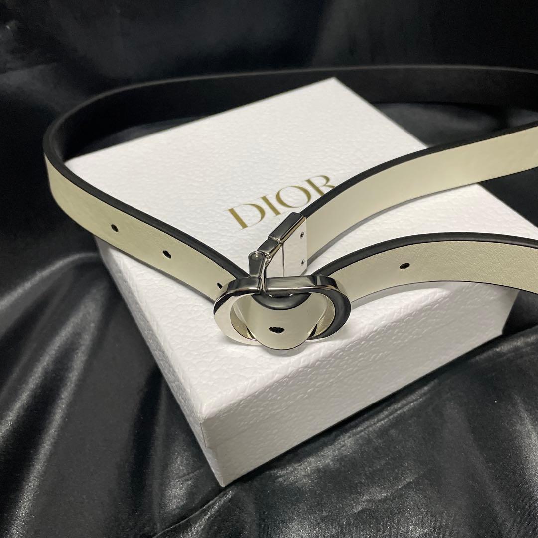 【新品・未使用】Dior レザー ベルト ブラック/ホワイト　リバーシブル
