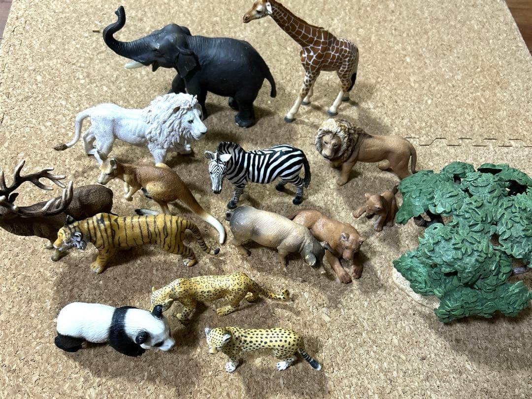 シュライヒ 14体＋木のセット - メルカリ