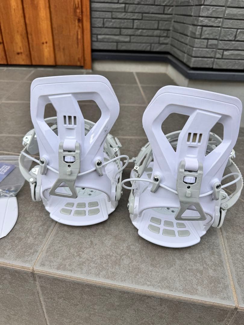 SPホワイト スノーボード ビンディングBASE