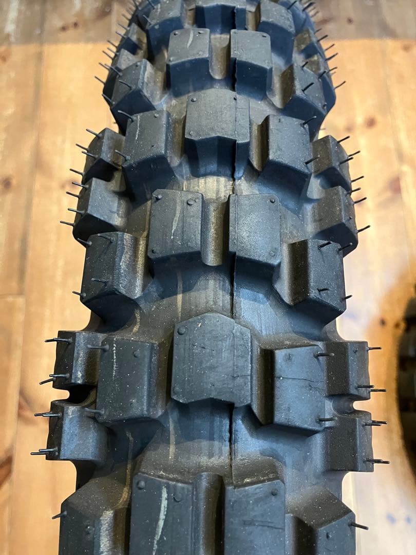 モトズ RallZ 前後　エンデューロ アドベンチャー　オフロードタイヤ